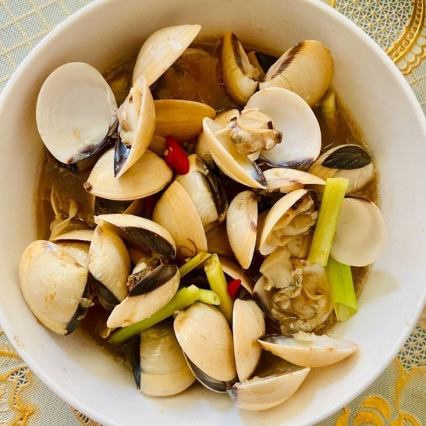 Nghêu trắng biển